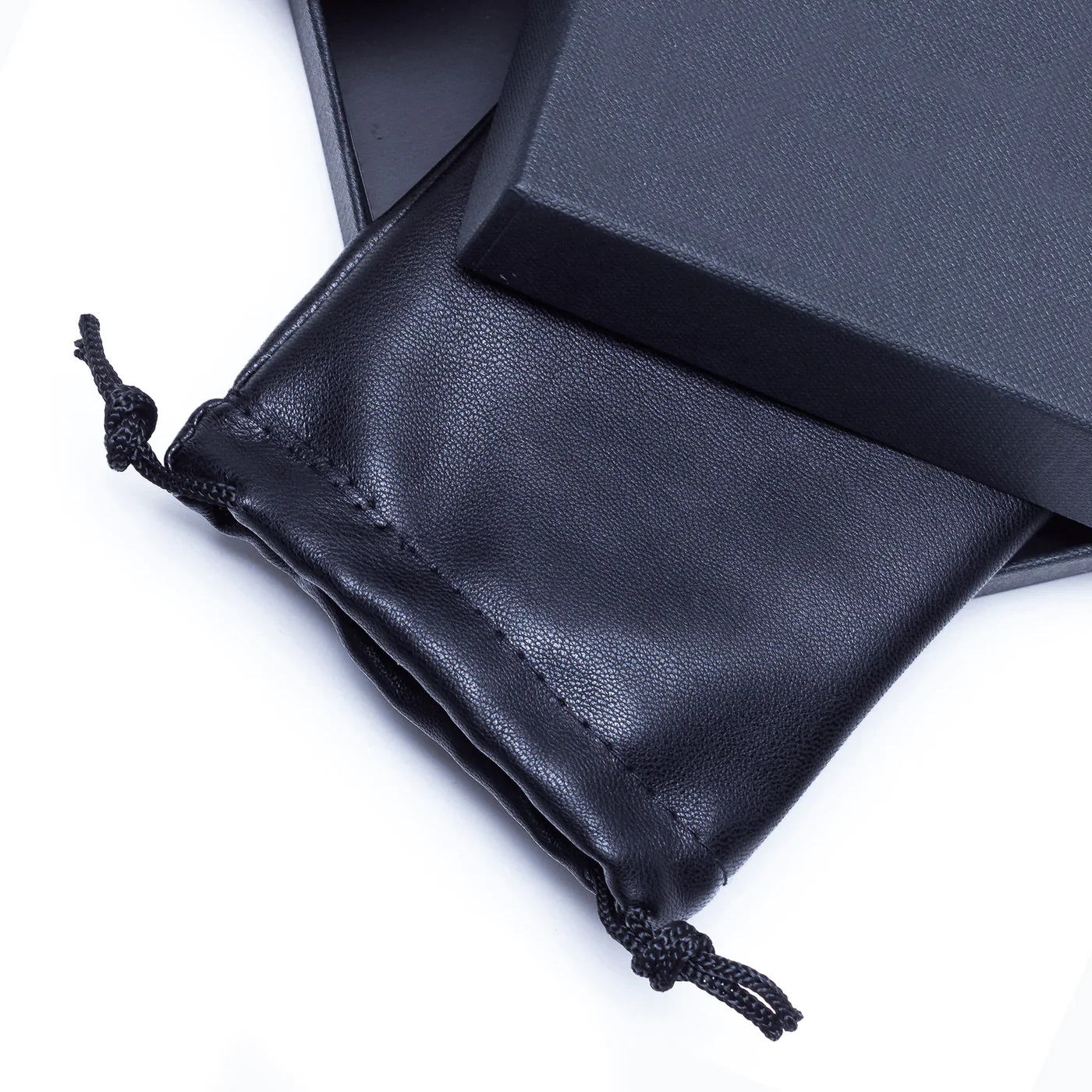 SHIBARI LEATHER ROPE | BLACK | SIRAINER - Image 3